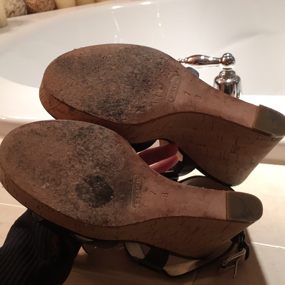 Coach Wedges - Picture 3 of 4